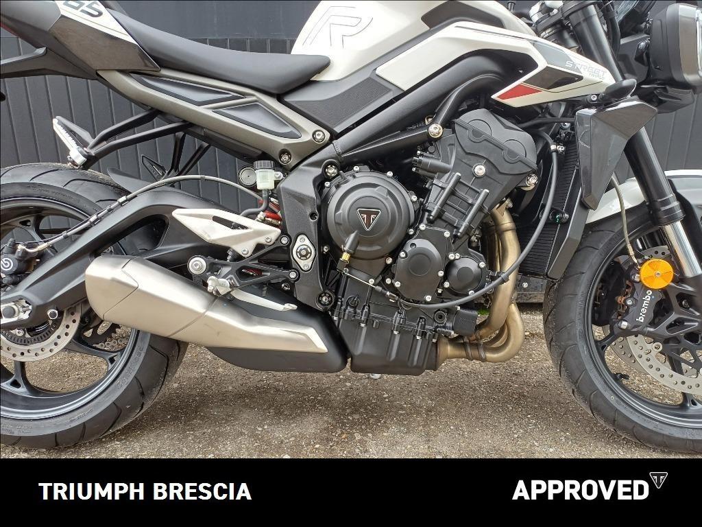 TRIUMPH Street Triple 765 R