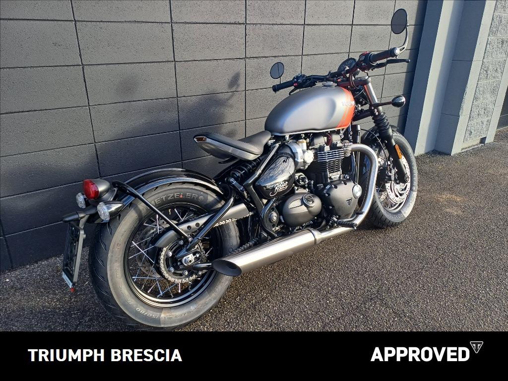 TRIUMPH Bonneville 1200 Bobber 