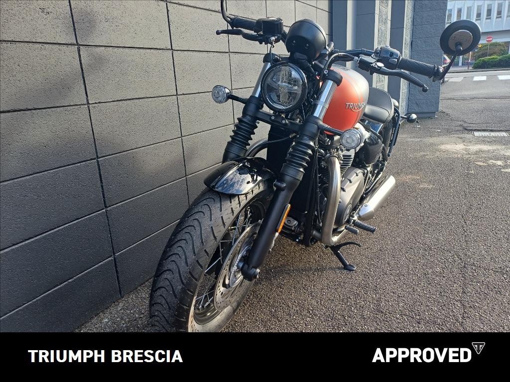 TRIUMPH Bonneville 1200 Bobber 