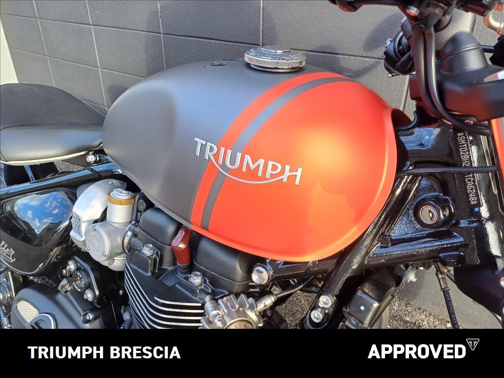 TRIUMPH Bonneville 1200 Bobber 